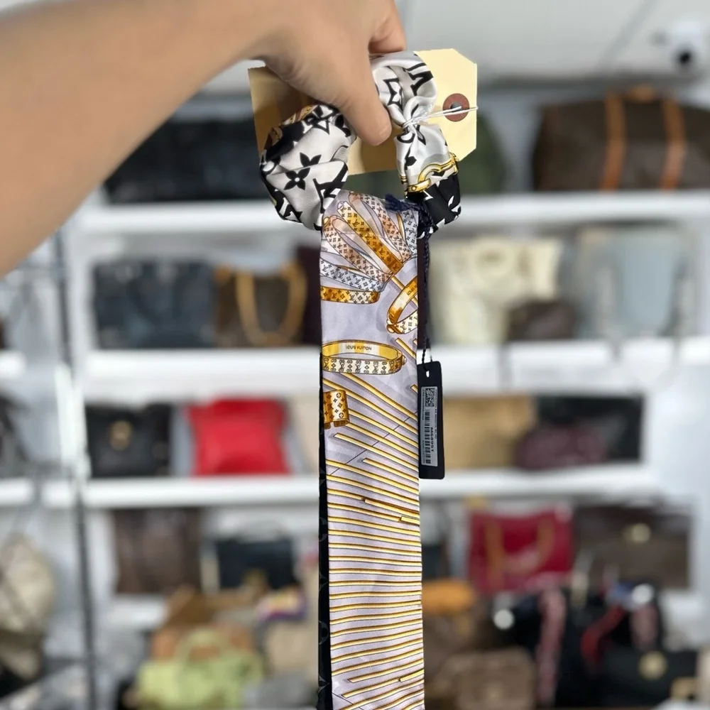 LV Rare Hair Scarf